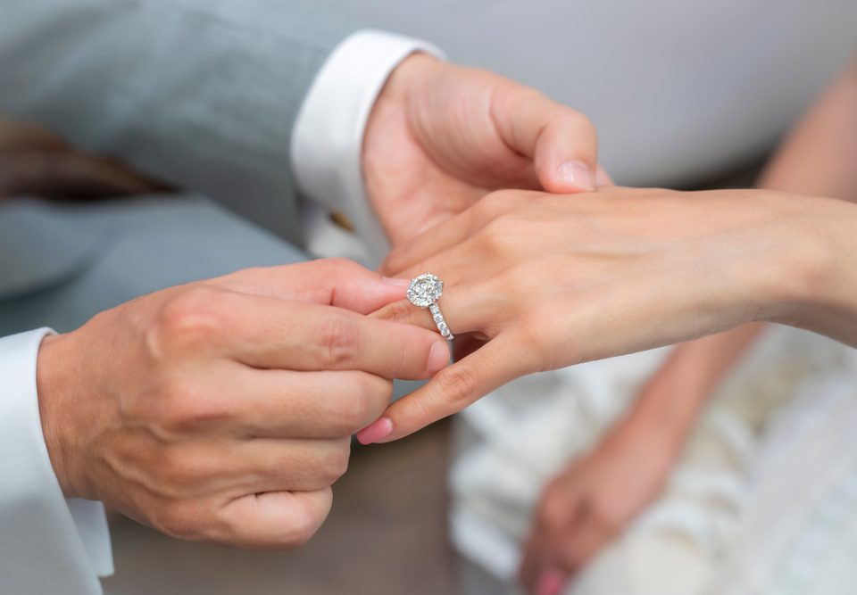 unique engagement rings Milwaukee