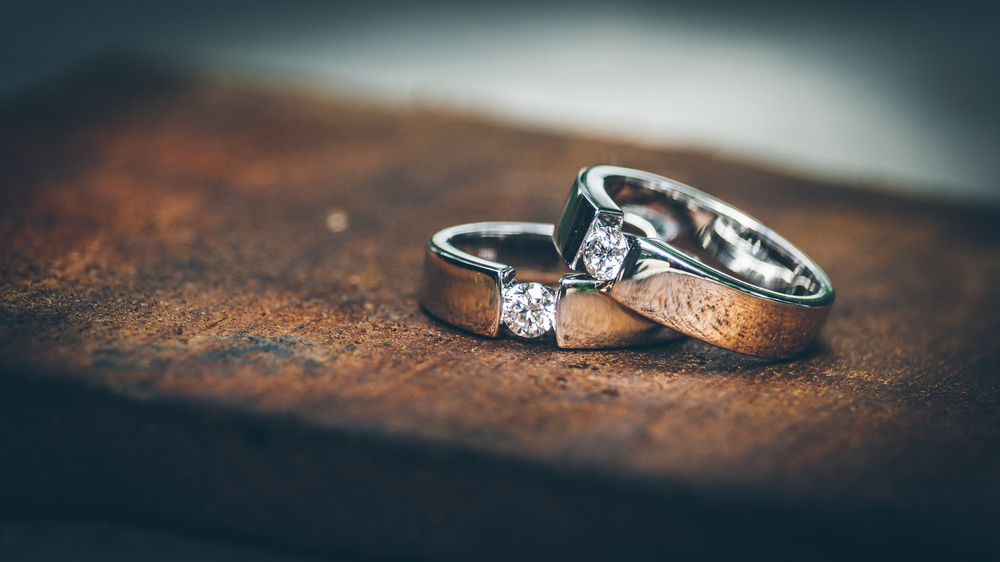 Milwaukee custom wedding rings