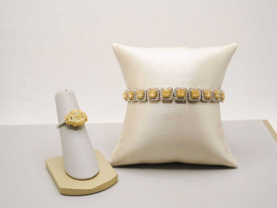 How to Choose Jewelry You’ll Still Love For Years to Come